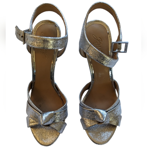 Jewel Badgley Mischka Textured Leather Metallic Silver Knotted High Heel Sandal - Picture 9 of 9